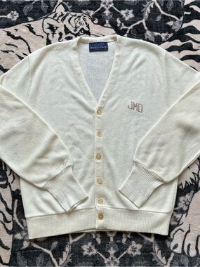 002 - VINTAGE 90s ARNOLD PALMER x ROBERT BRUCE CREAM CARDIGAN GOLF SWEATER